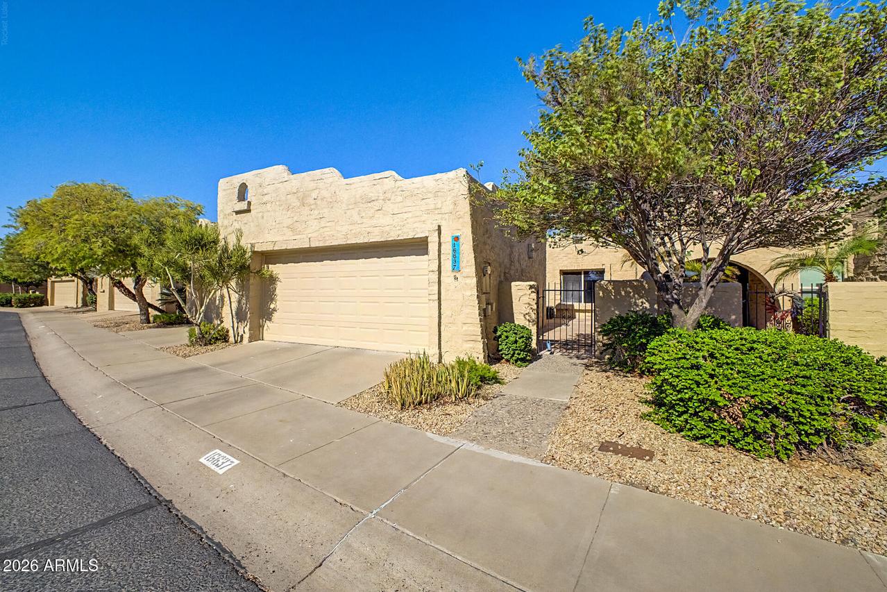 16637 N 29th Dr., Phoenix, AZ 85053