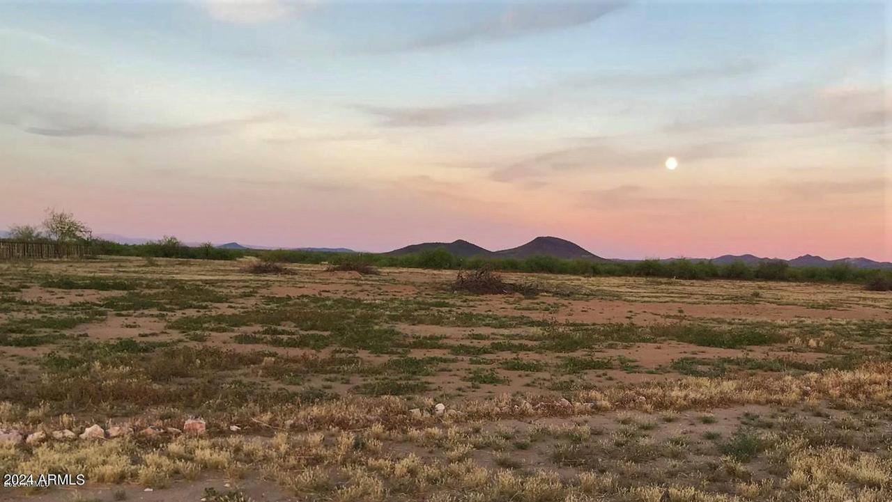 071 Hwy 60 #-, Aguila, AZ 85320