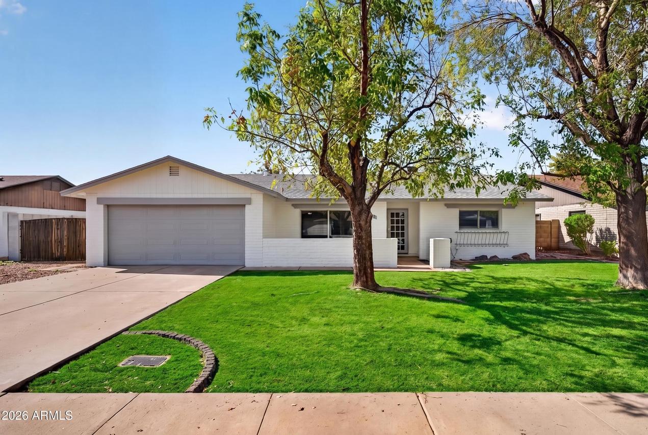 247 E Chilton Dr., Tempe, AZ 85283