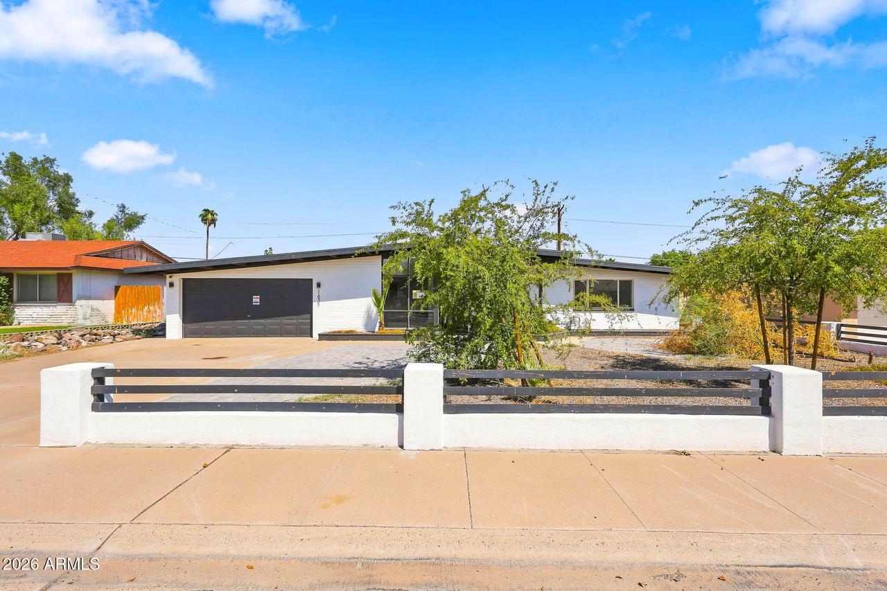 1637 N Sunset Dr., Tempe, AZ 85288