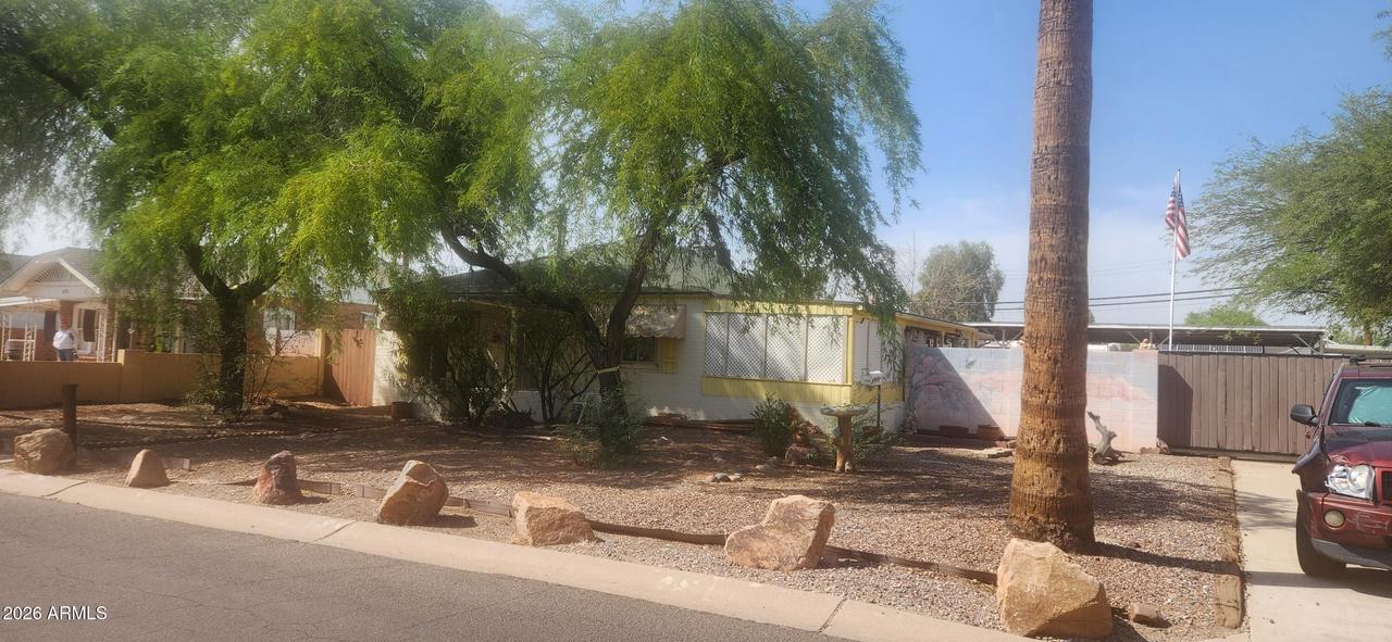 1636 E Glenrosa Ave., Phoenix, AZ 85016