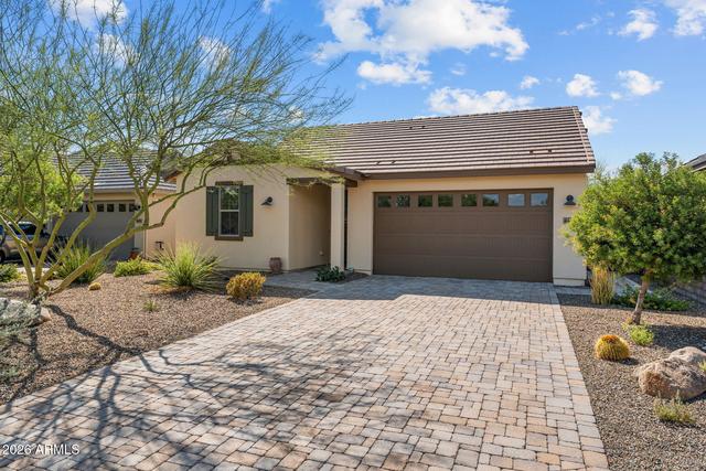 New Homes For Sale This Week That Attend Hassayampa Elementary School: August 28th to September 3rd