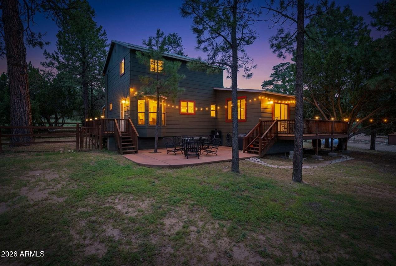 3160 Tonto Dr., Overgaard, AZ 85933