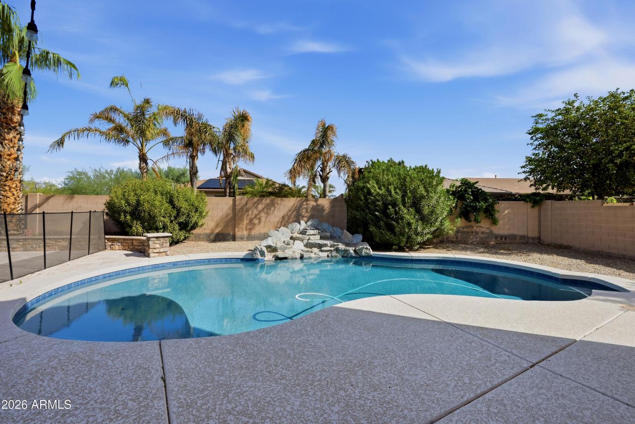 2546 W Cordia Ln., Phoenix, AZ 85085