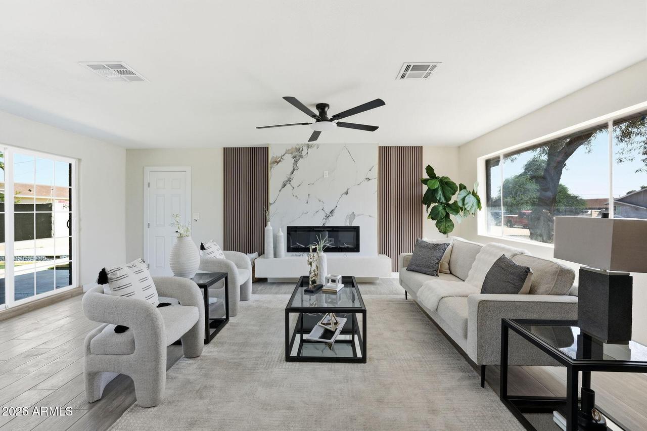 6452 W Reade Ave., Glendale, AZ 85301