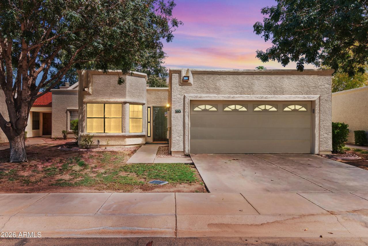 7717 S Heather Dr., Tempe, AZ 85284