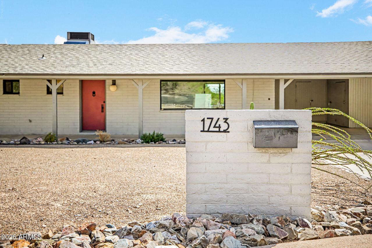 1743 E Cinnabar Ave., Phoenix, AZ 85020