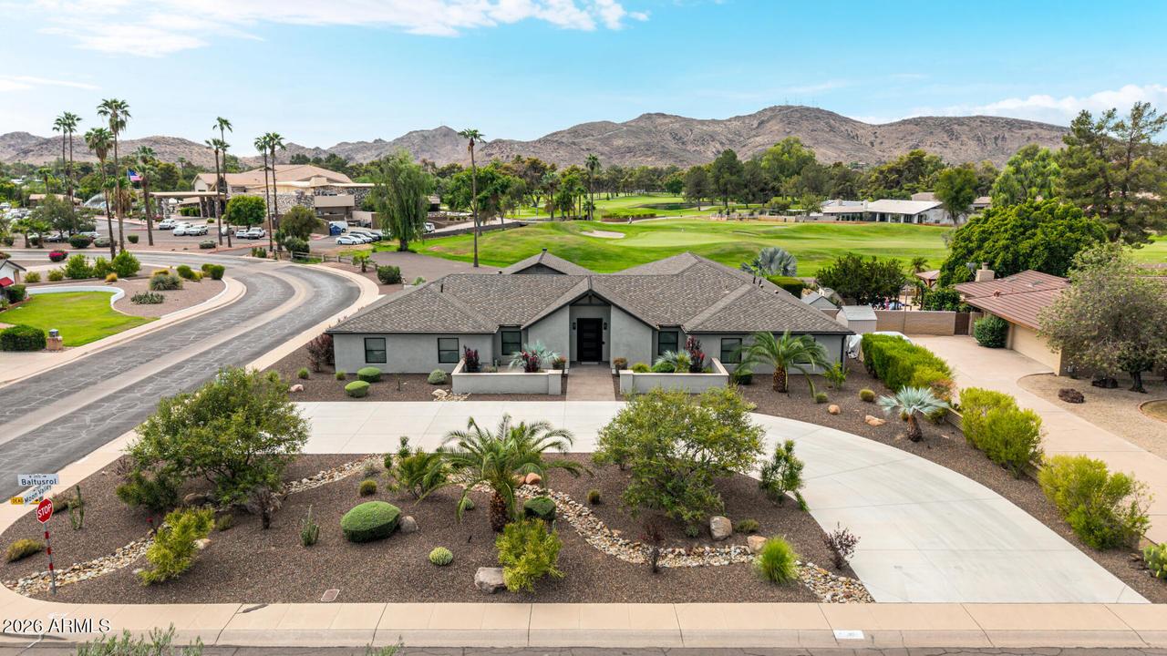 301 W Moon Valley Dr., Phoenix, AZ 85023