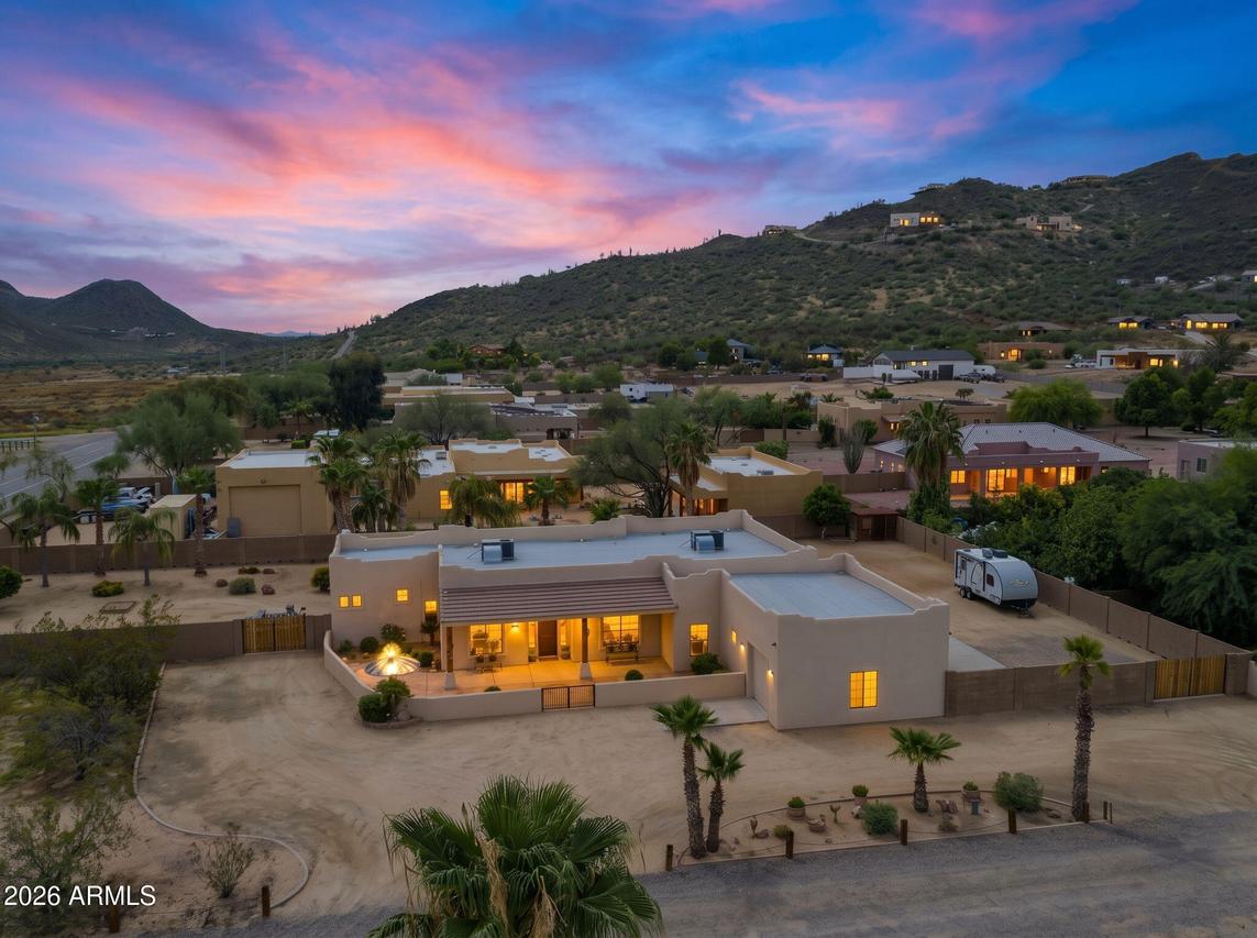 2719 W Canyon Rd., Phoenix, AZ 85086
