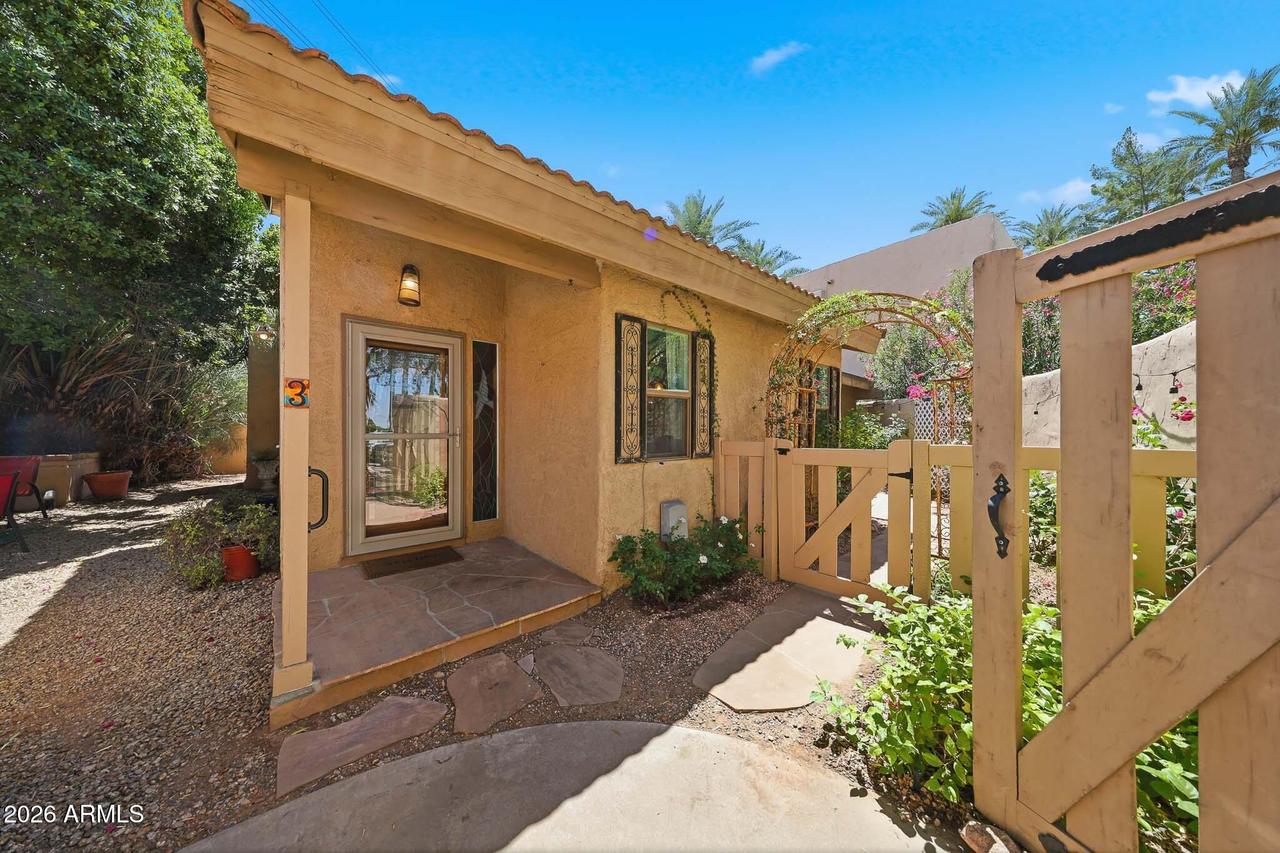 4540 N 44th St. #3, Phoenix, AZ 85018