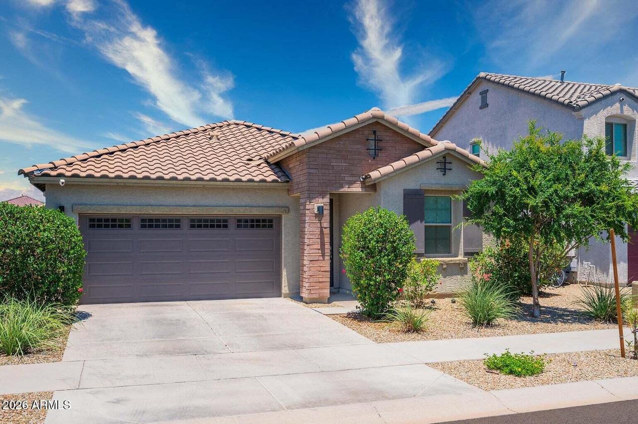 14344 W Desert Hollow Dr., Surprise, AZ 85387