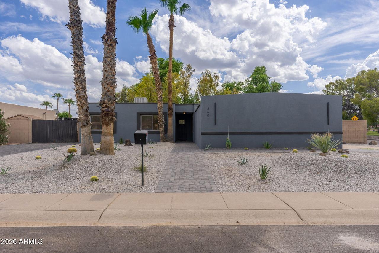 3601 E Charter Oak Rd., Phoenix, AZ 85032