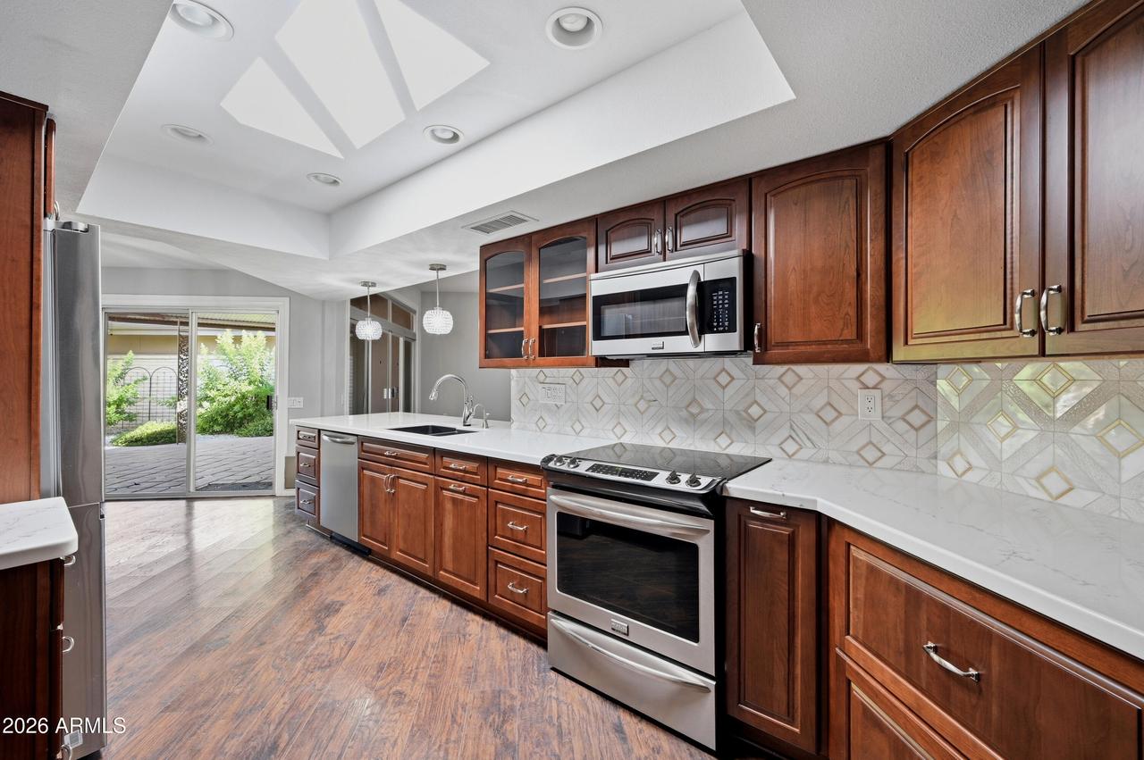 10814 W Thunderbird Blvd., Sun City, AZ 85351