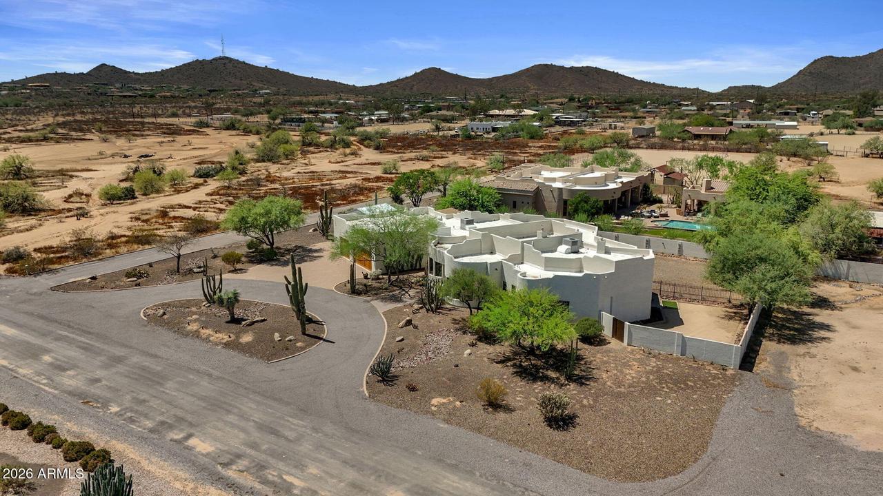 6 W Perdido Way, Phoenix, AZ 85086