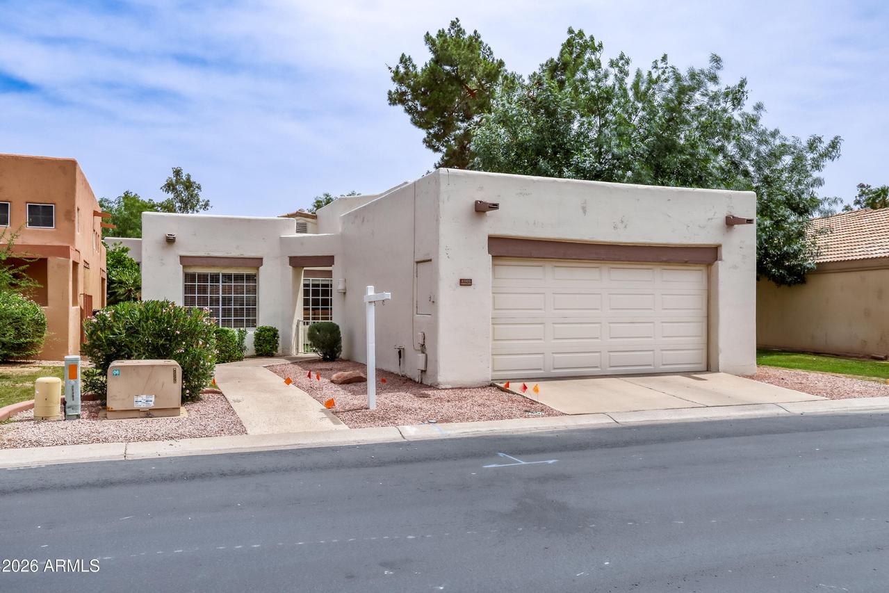 17103 N Moccasin Tr., Surprise, AZ 85374