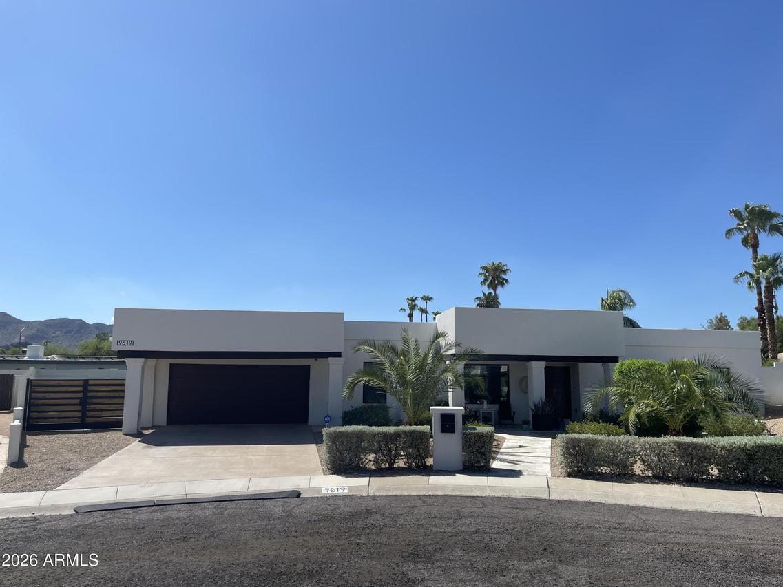 9619 N 33rd St., Phoenix, AZ 85028