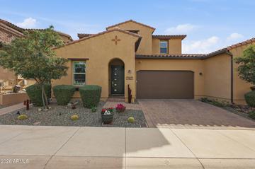 New Homes with Master Bedrooms on the 1st Floor That Attend Pinnacle Peak Preparatory: August 29th to September 4th