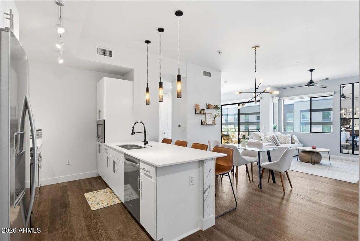 3131 N Central Ave. #4001, Phoenix, AZ 85012