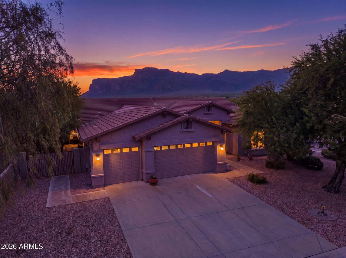 6752 E Barragan Dr., Gold Canyon, AZ 85118