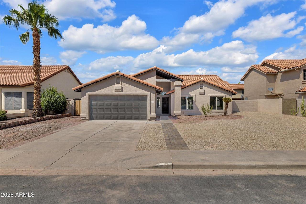 5850 E Fairfield St., Mesa, AZ 85205