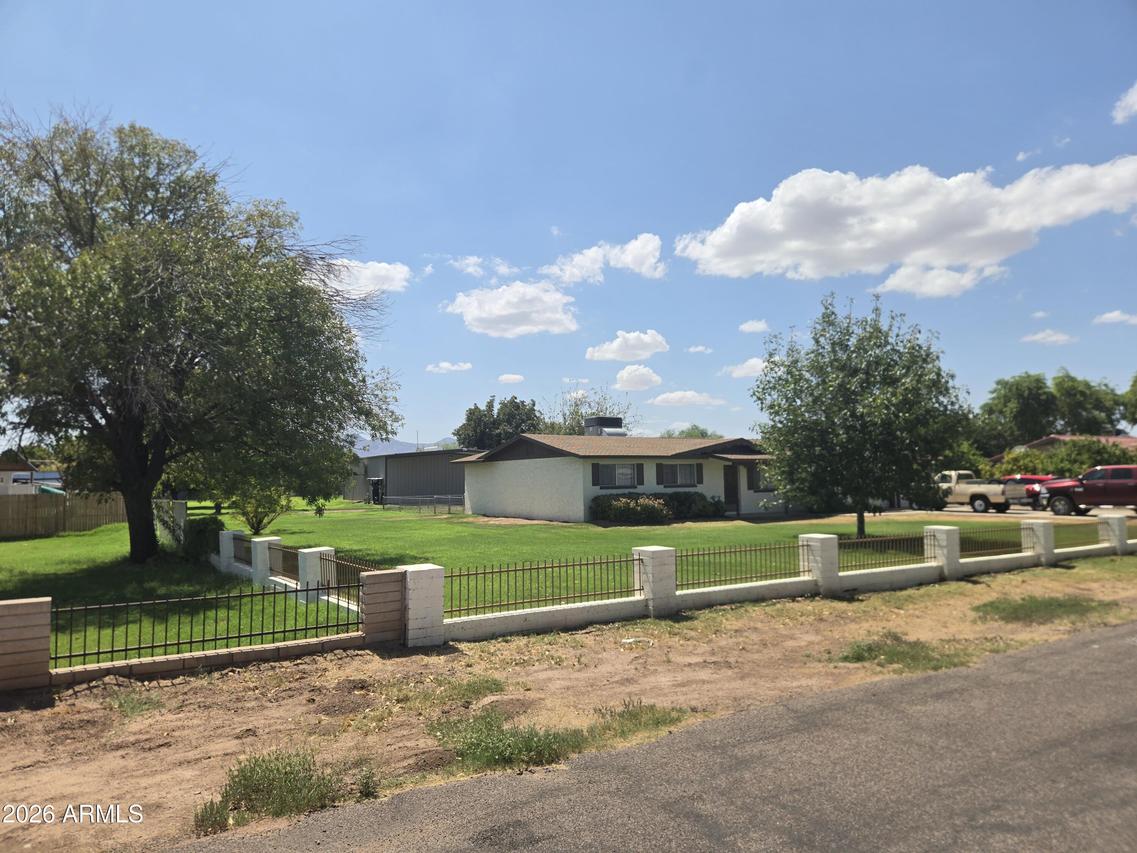 6633 W Ellis Dr., Laveen, AZ 85339