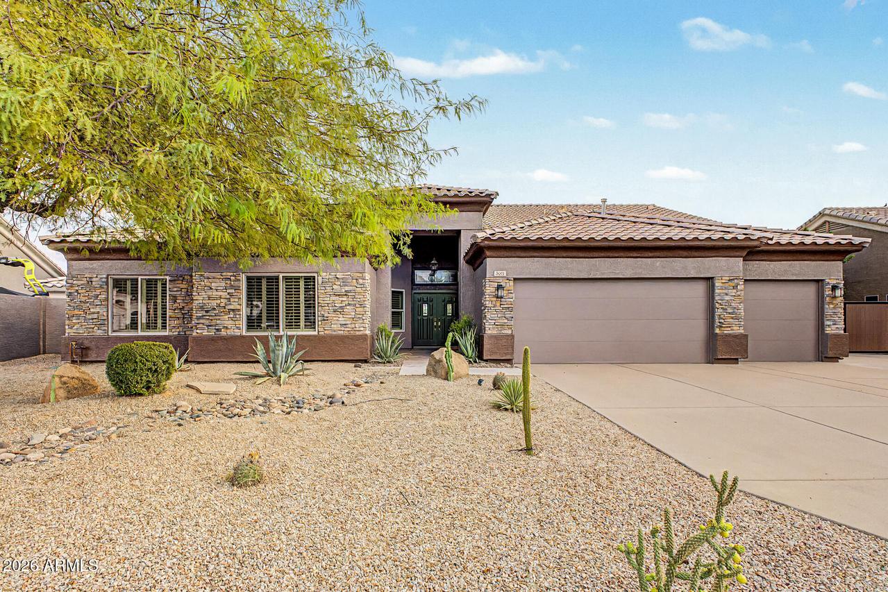 3021 E Fairfield St., Mesa, AZ 85213