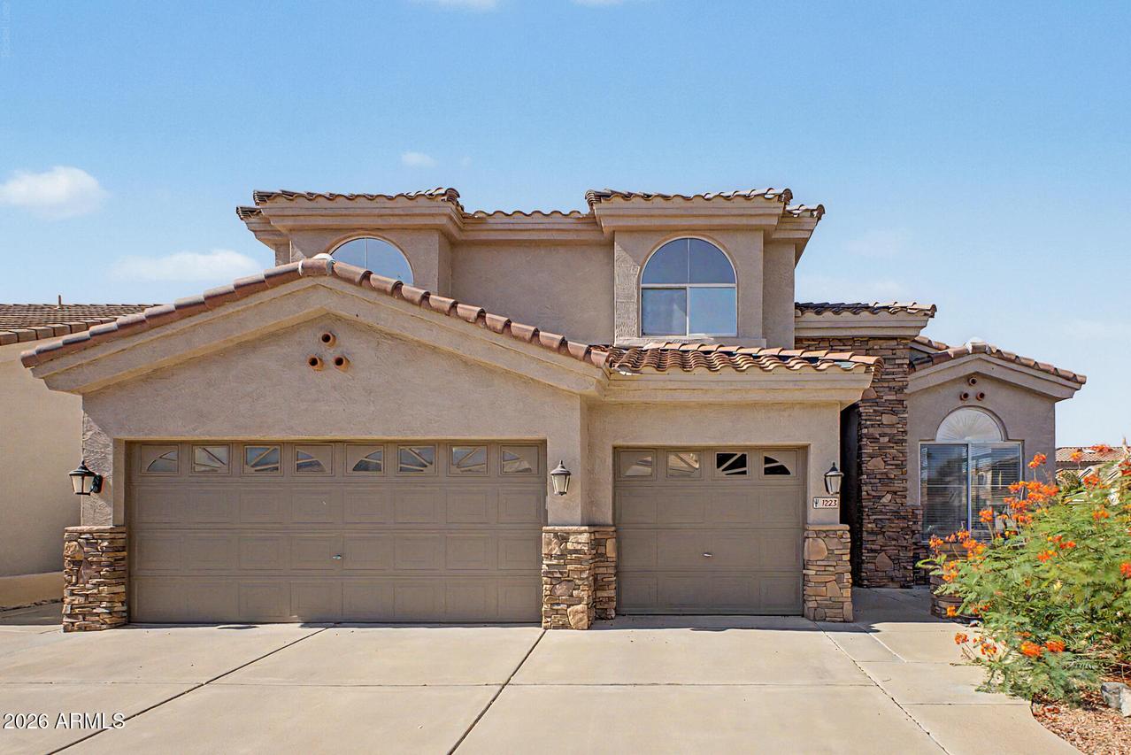 1223 W Waltann Ln., Phoenix, AZ 85023