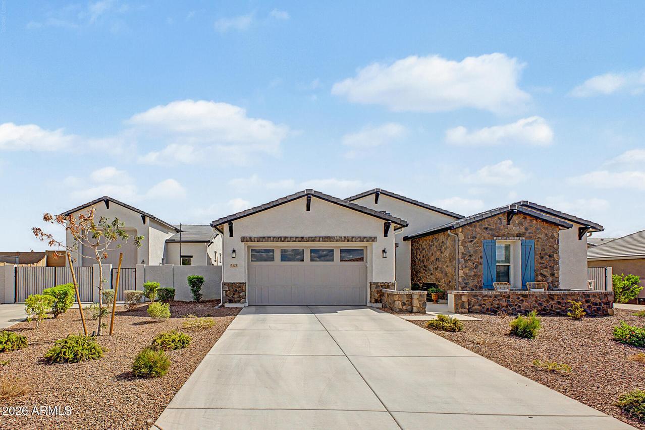 3523 W Lanham Dr., New River, AZ 85087