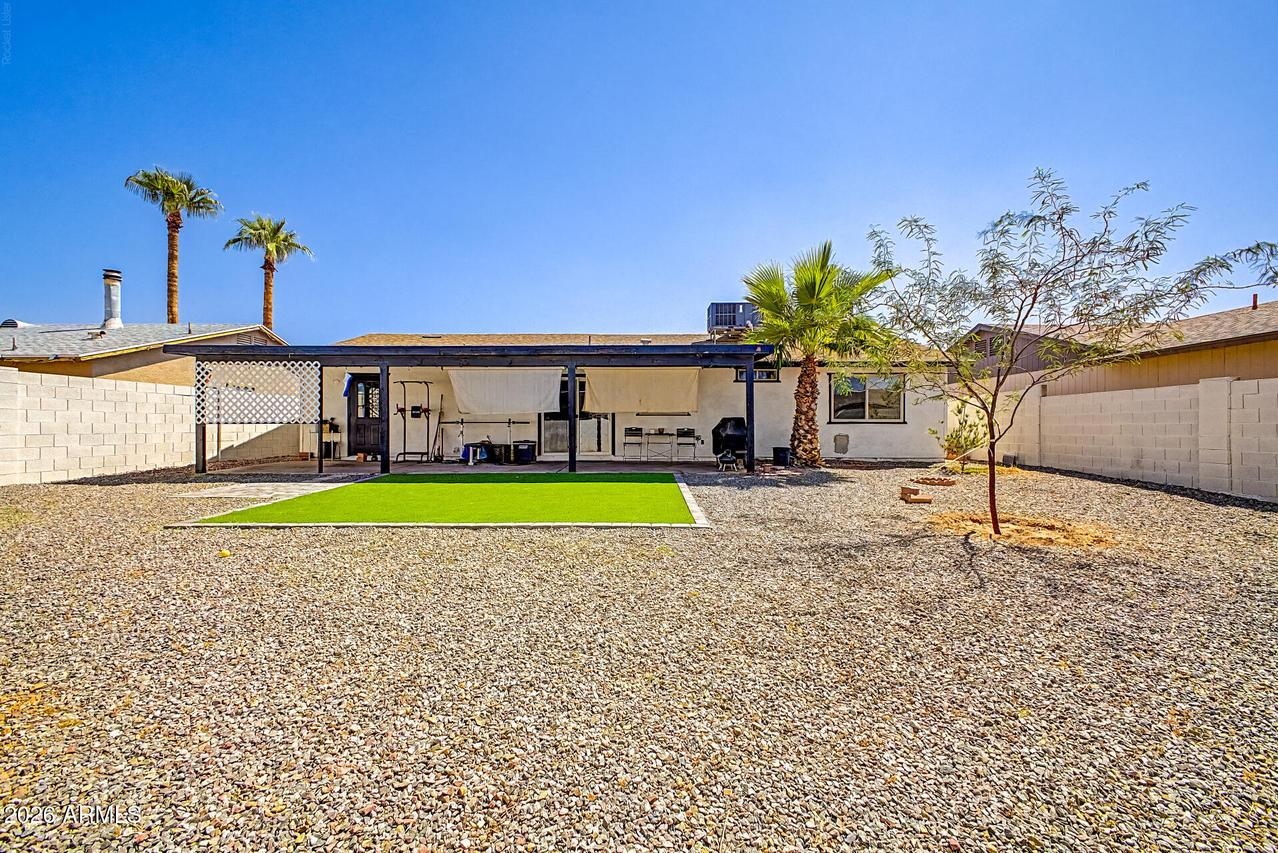 18240 N 32nd Ln., Phoenix, AZ 85053