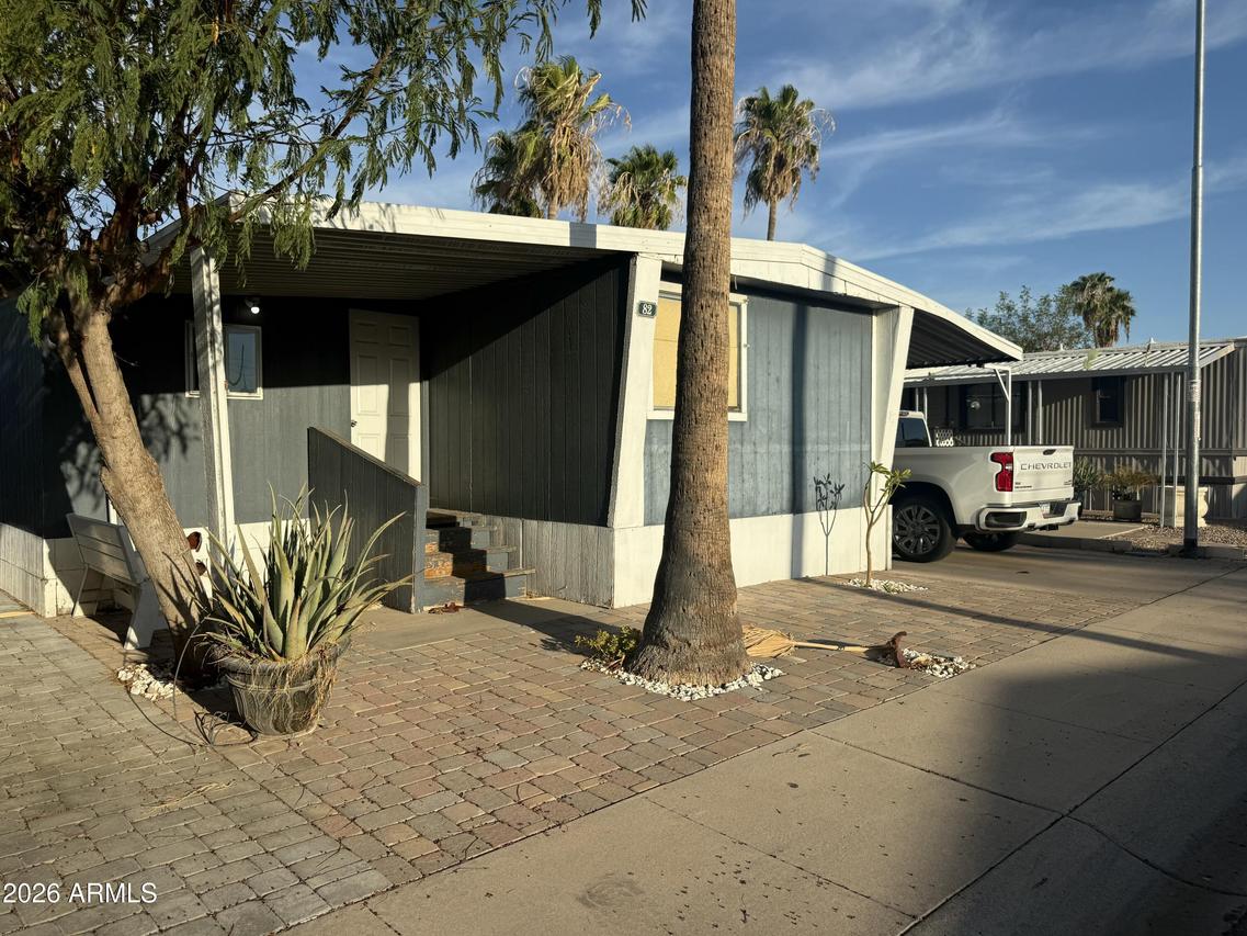 15601 N 19th Ave. #82, Phoenix, AZ 85023