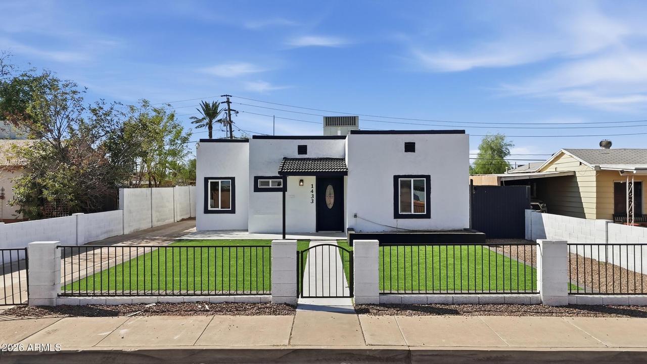 1433 E Portland St., Phoenix, AZ 85006