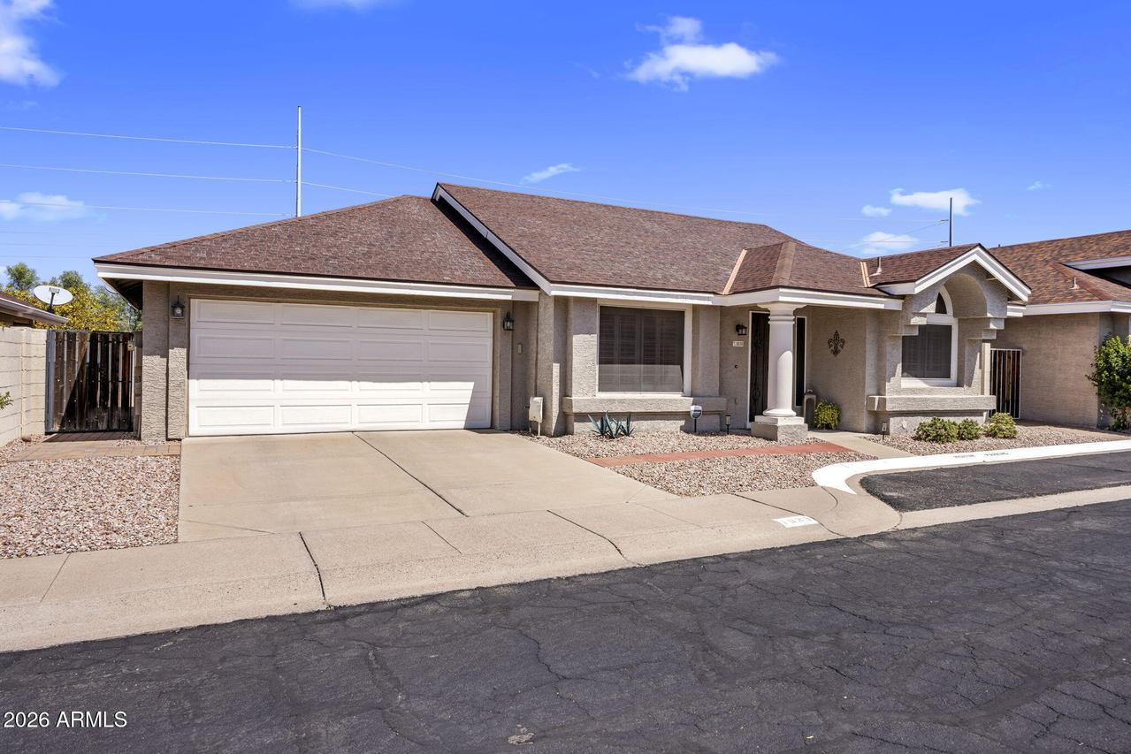 1030 E Villa Theresa Dr., Phoenix, AZ 85022