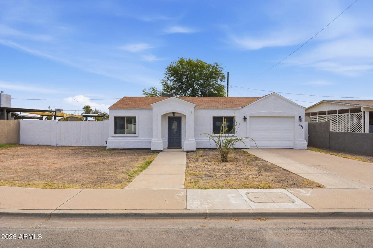 939 S Pioneer St., Mesa, AZ 85204