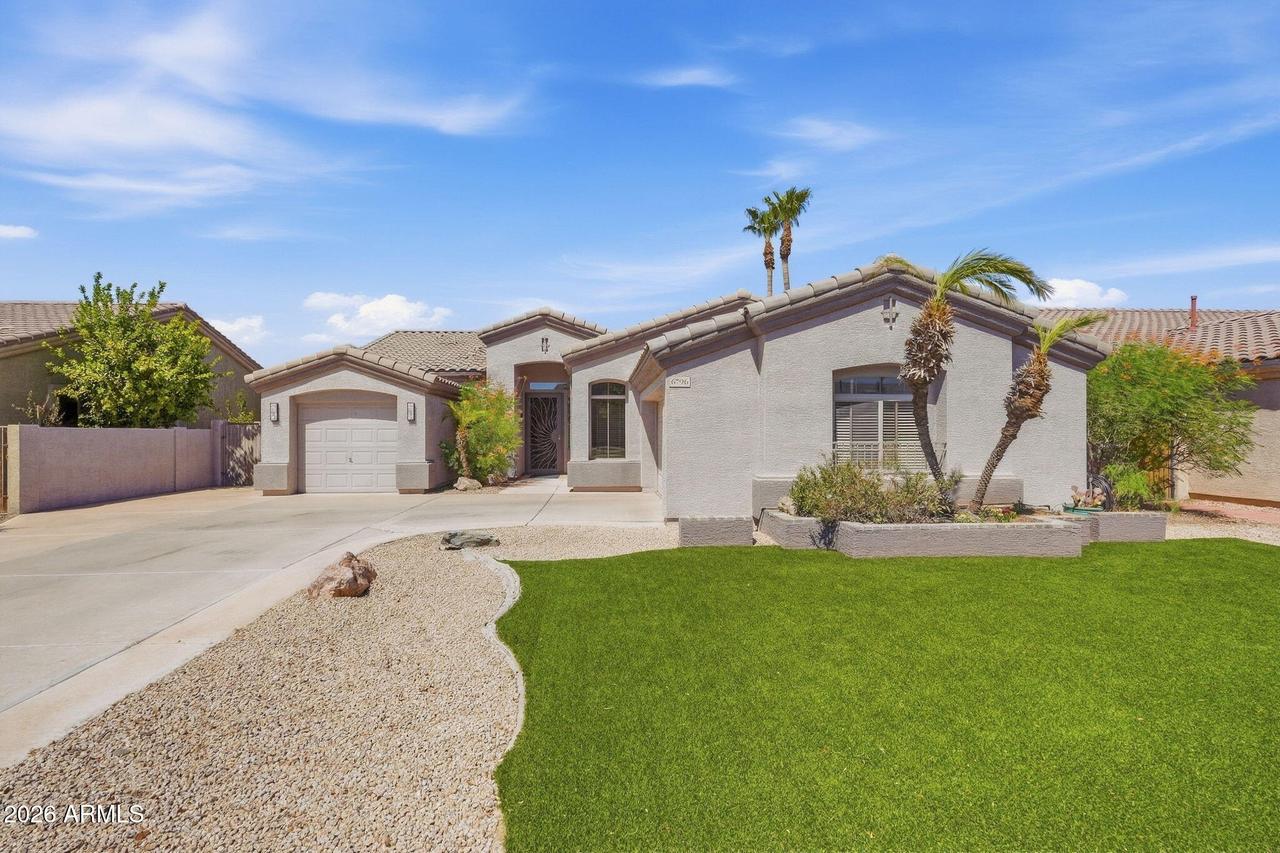 6796 W Abraham Ln., Glendale, AZ 85308