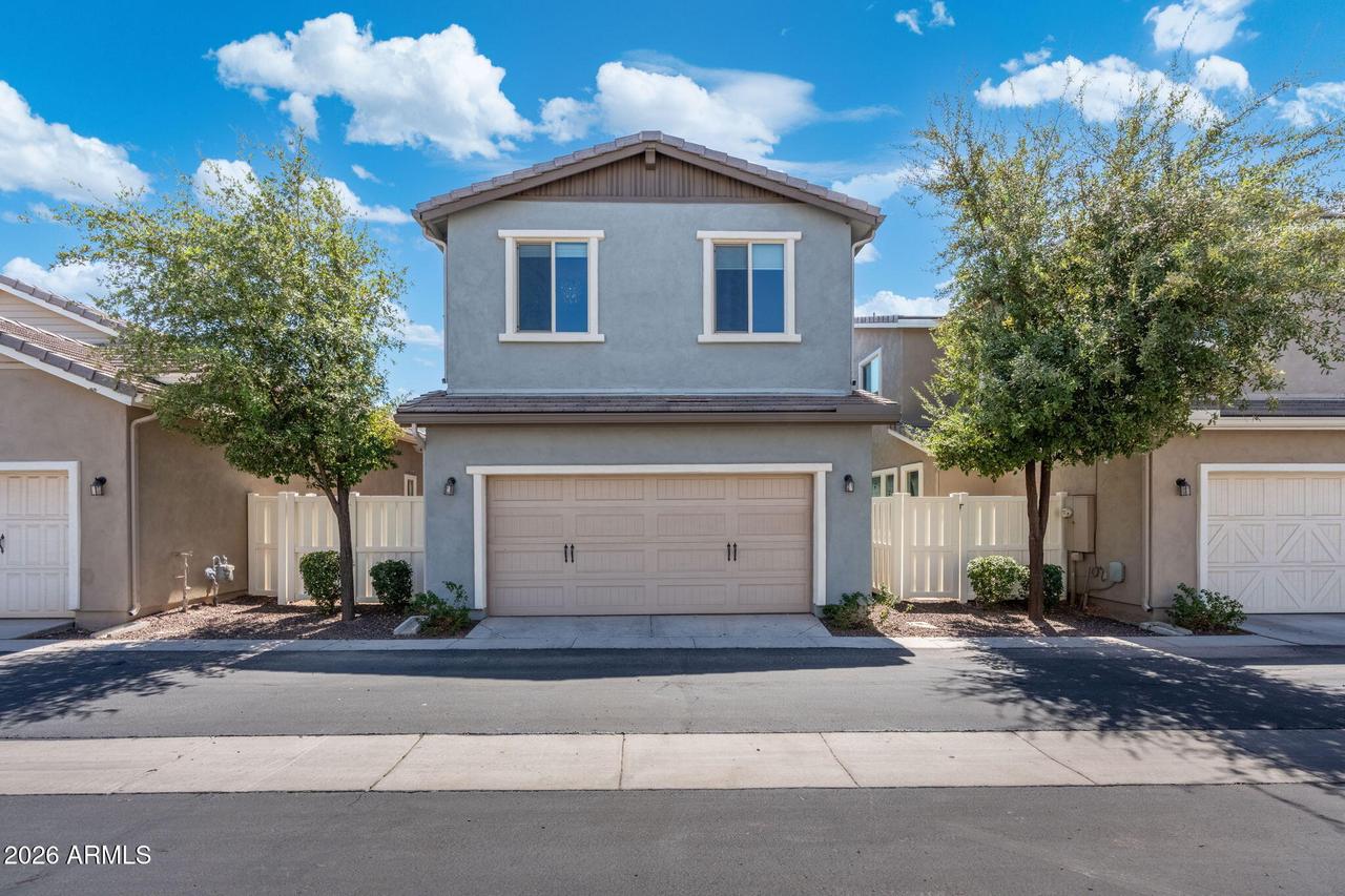 3801 E Robert St., Gilbert, AZ 85295