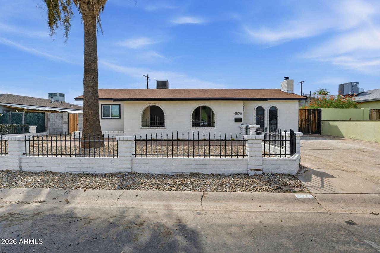 4528 N 50th Ave., Phoenix, AZ 85031