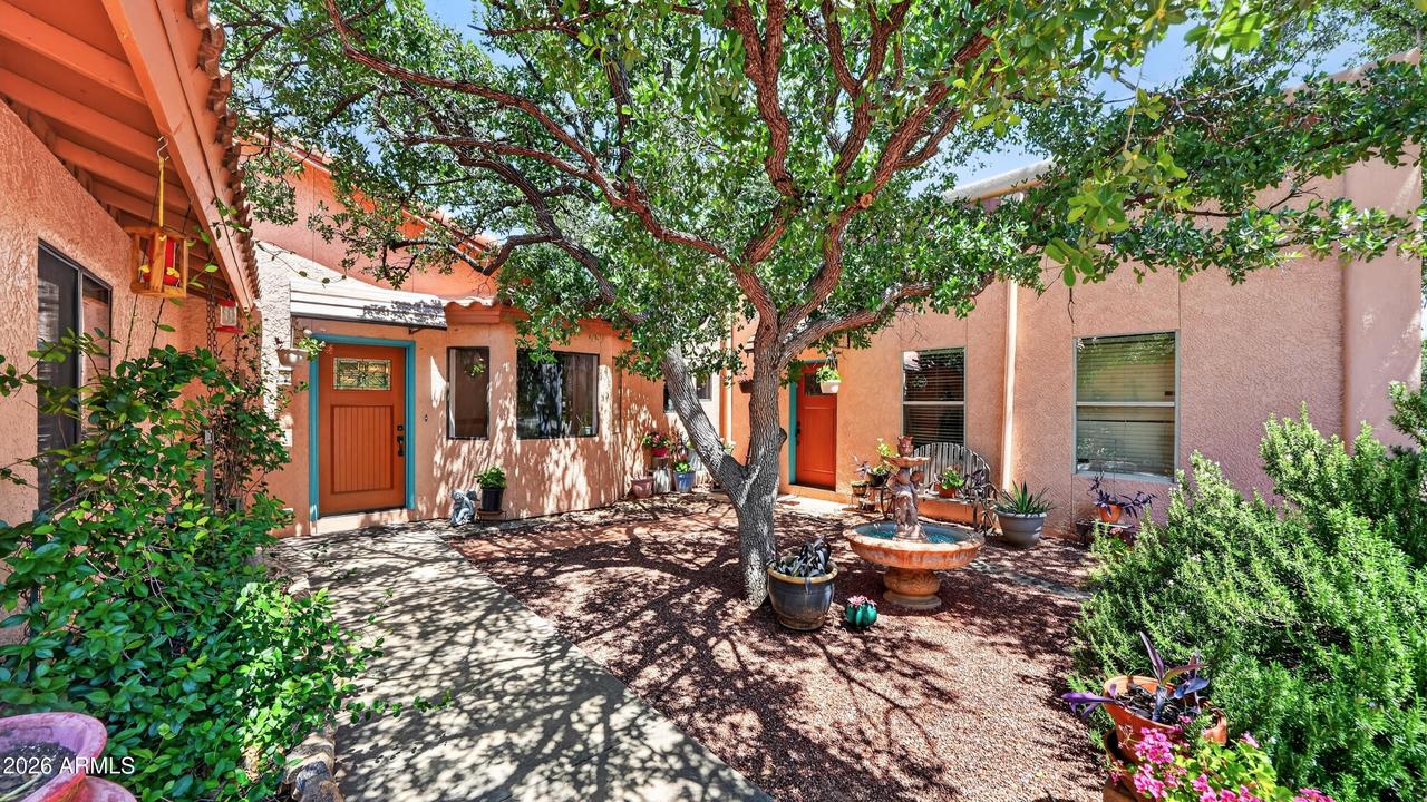 5335 E Brushy Oak Ln., Hereford, AZ 85615