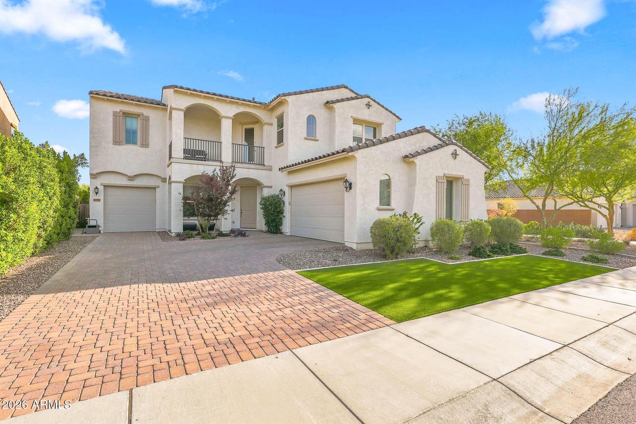 3409 E Cashman Dr., Phoenix, AZ 85050