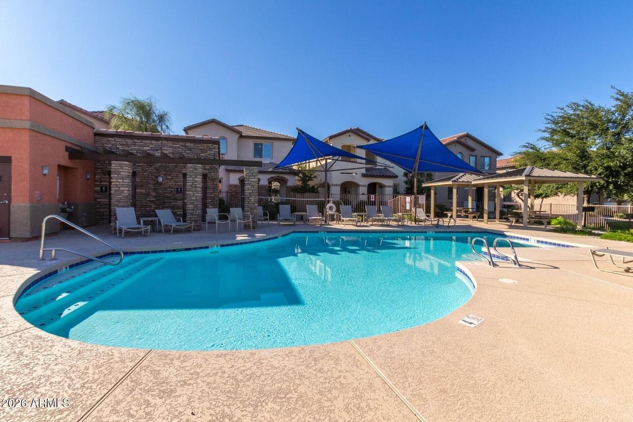 9160 W Meadow Dr., Peoria, AZ 85382