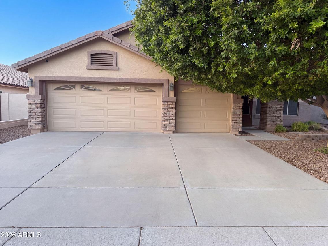 7925 W Harmony Ln., Peoria, AZ 85382
