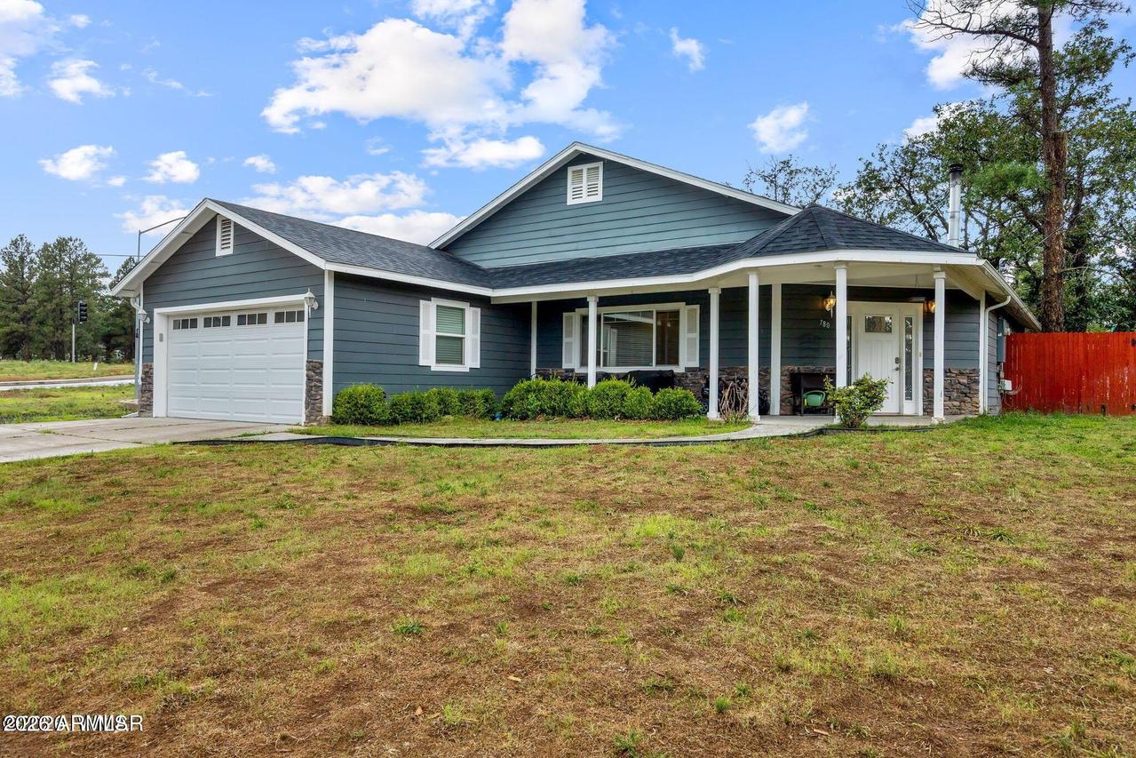780 Fairway Dr., Show Low, AZ 85901