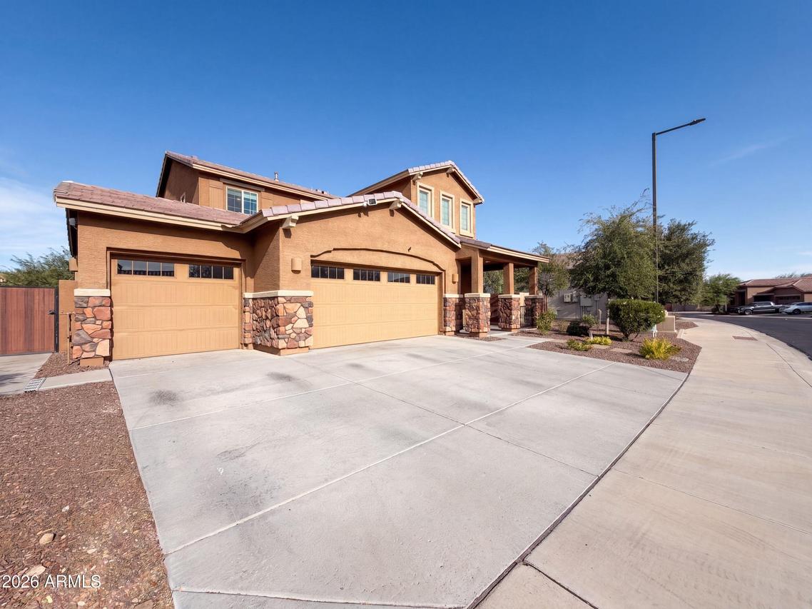 2551 N 212th Dr., Buckeye, AZ 85396