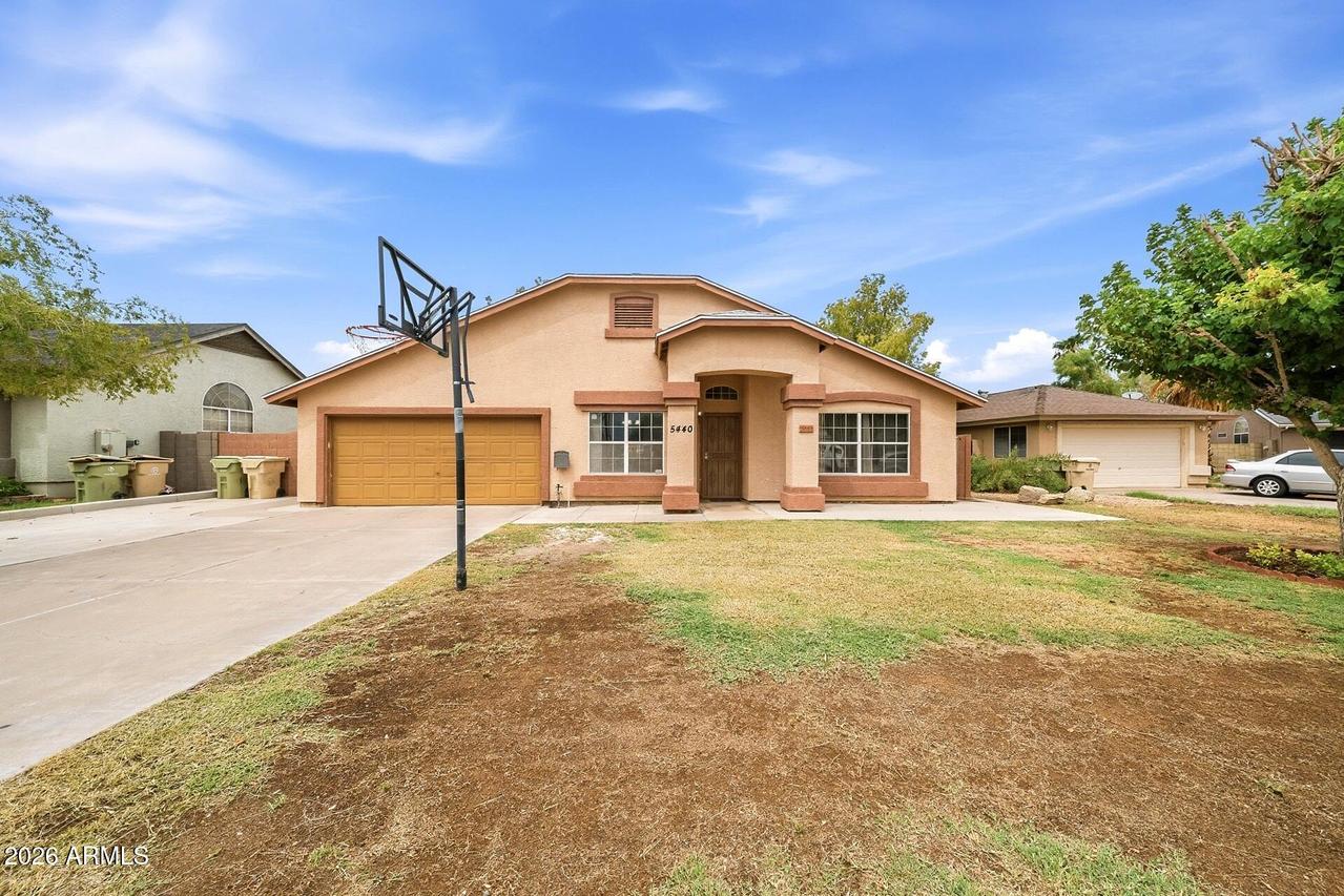 5440 N 80th Ln., Glendale, AZ 85303