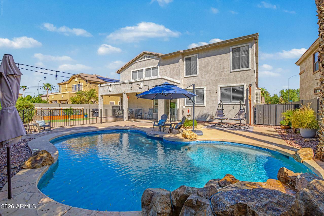 10215 E Lakeview Ave., Mesa, AZ 85209