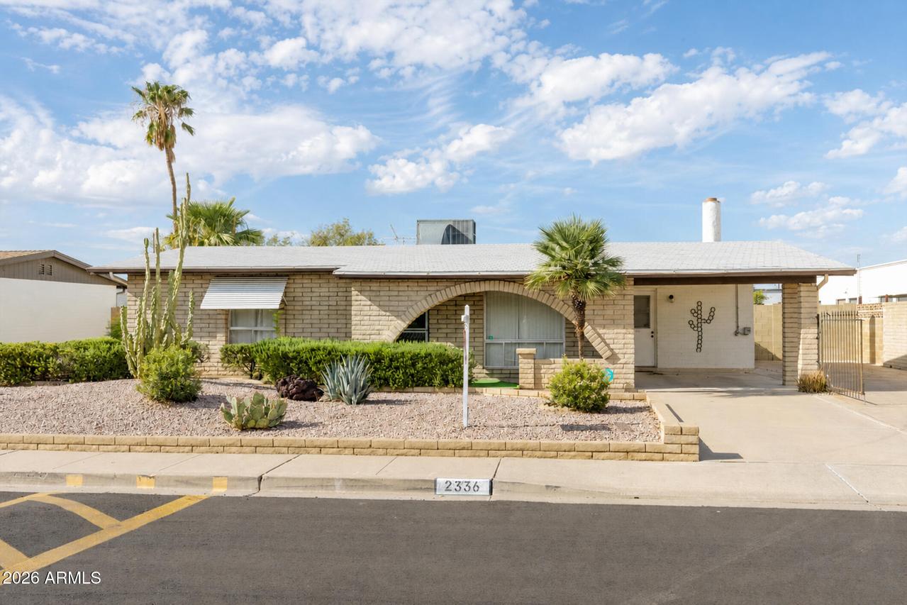 2336 E Waltann Ln., Phoenix, AZ 85022