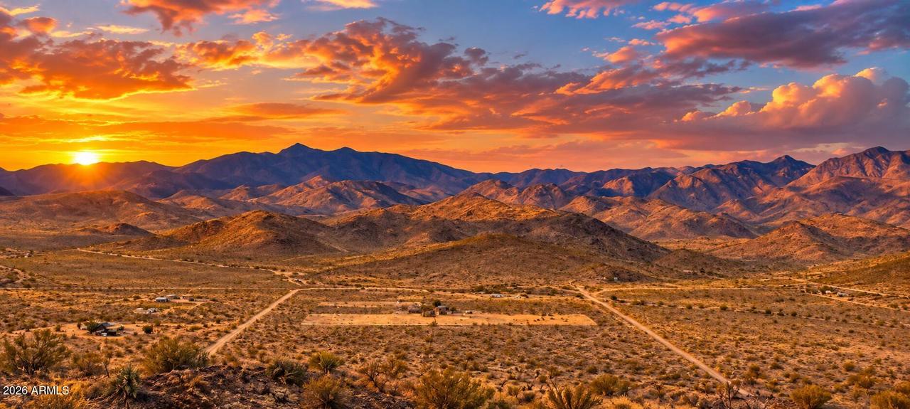 331 04-011b #-, Kingman, AZ 86409