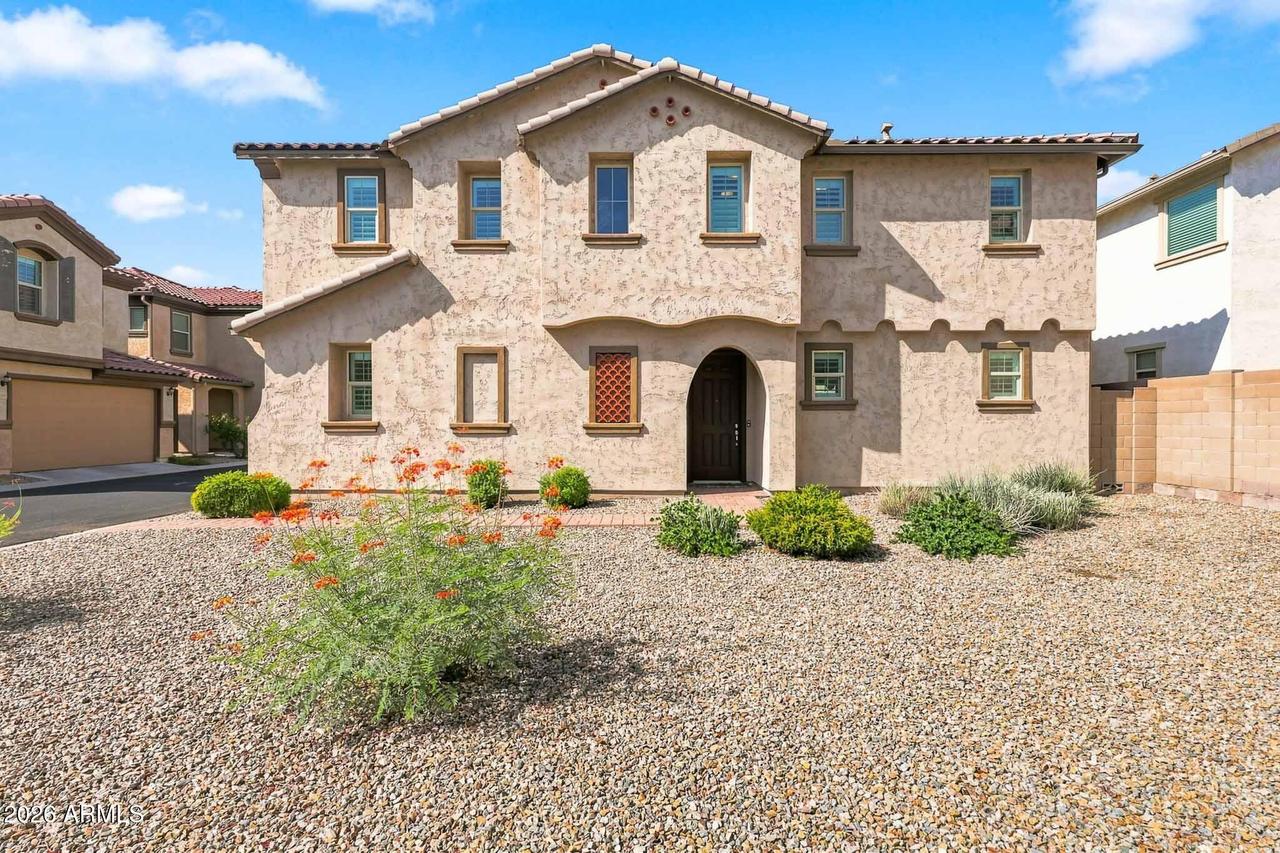 4636 E Beck Ln., Phoenix, AZ 85032