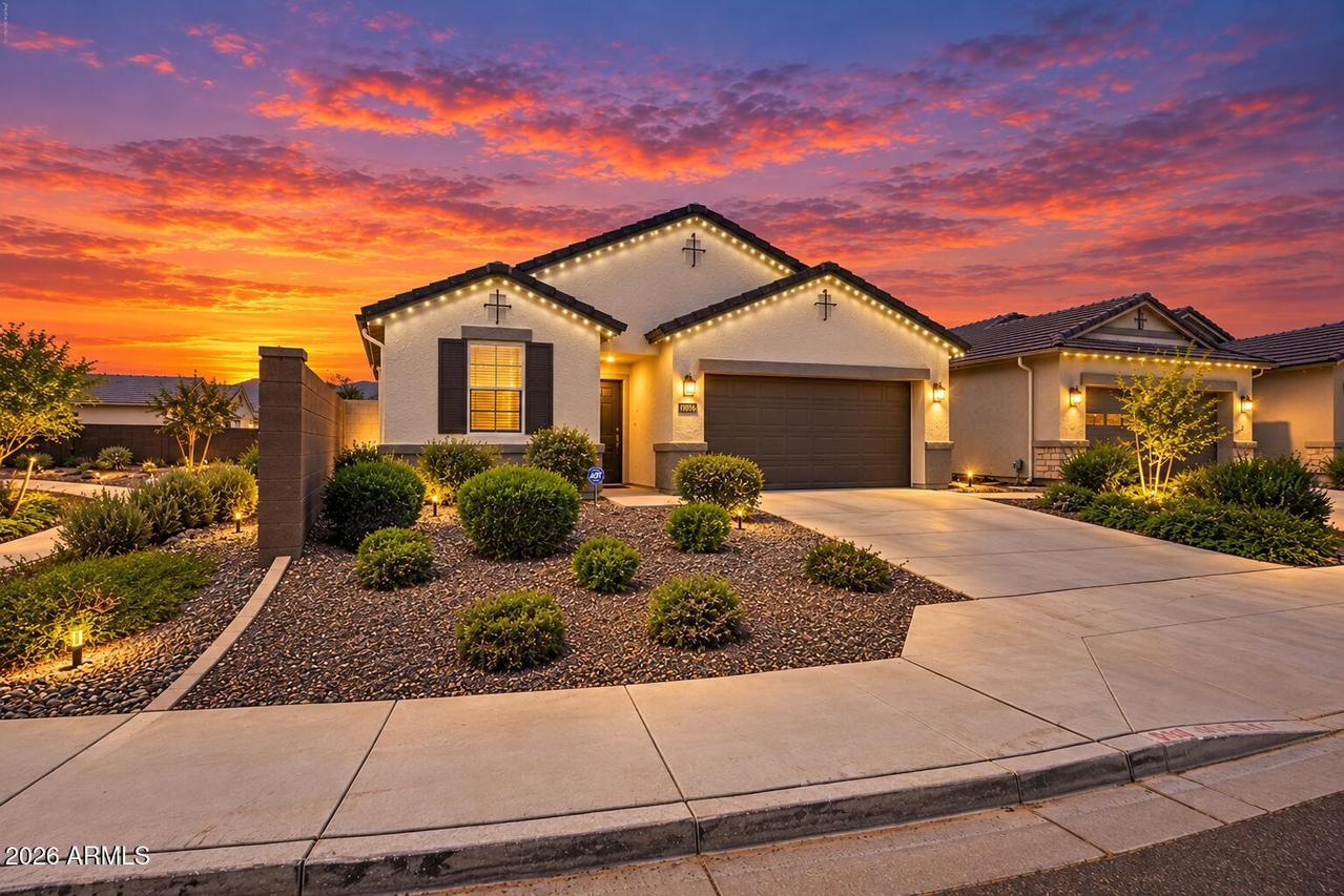 10056 S Saguaro Dr., Apache Junction, AZ 85120
