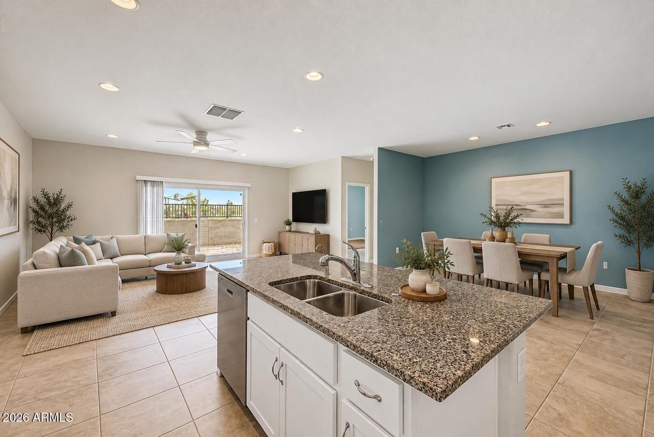 10056 S Saguaro Dr., Apache Junction, AZ 85120