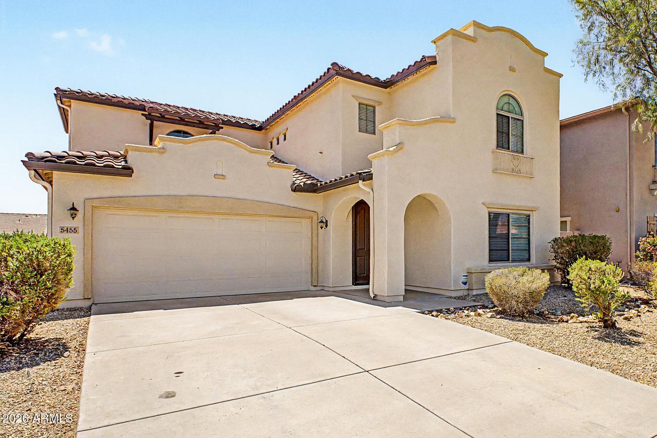 5455 W Molly Ln., Phoenix, AZ 85083